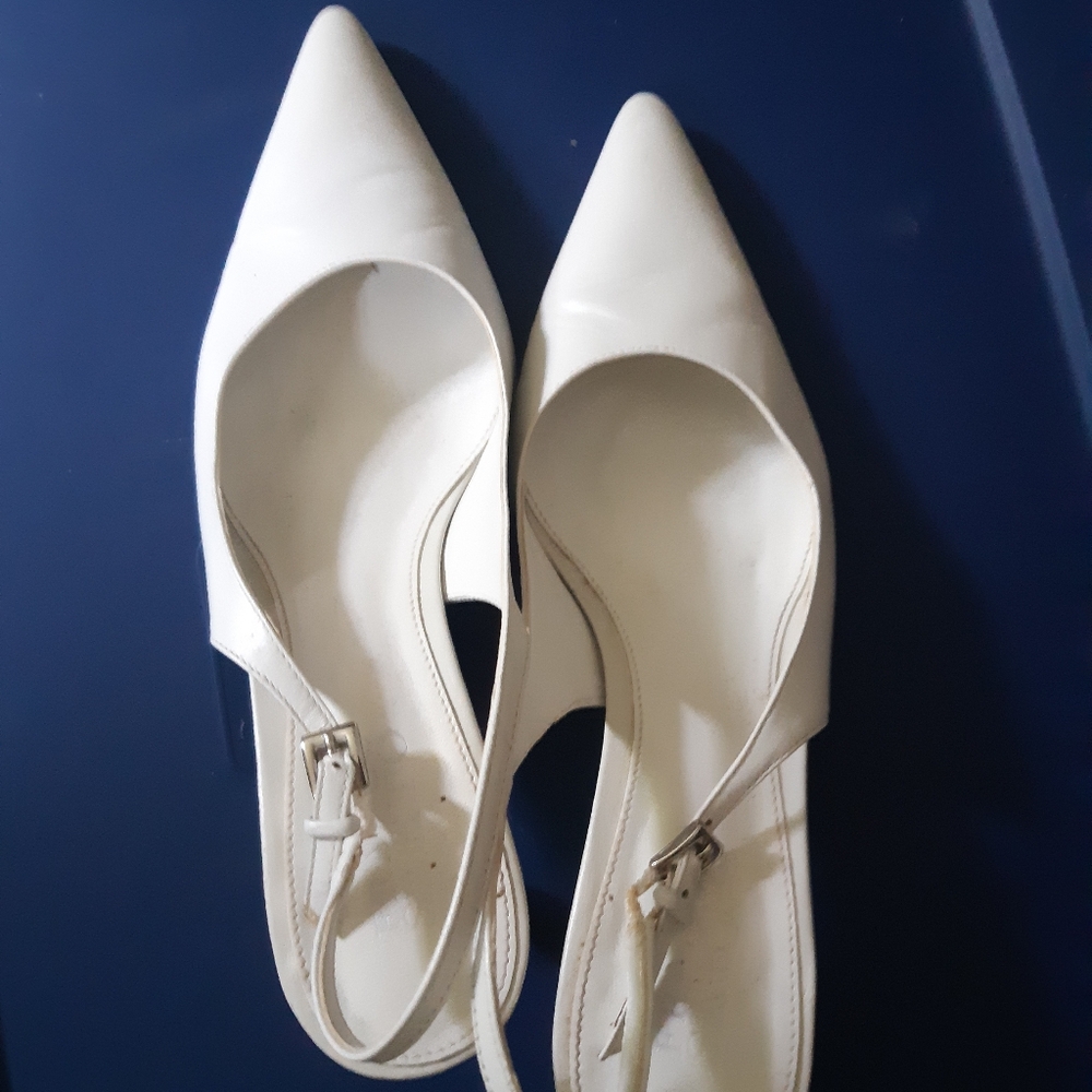 Slingback shoes